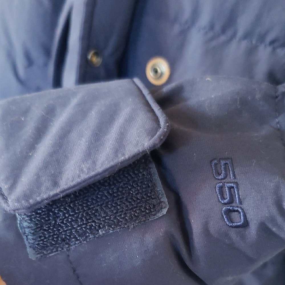 The North Face Women's Navy Puffer Jacket - Picture 5 of 8